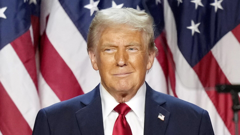 Британцы благосклоннее относятся к Трампу, чем к Стармеру, показал опрос