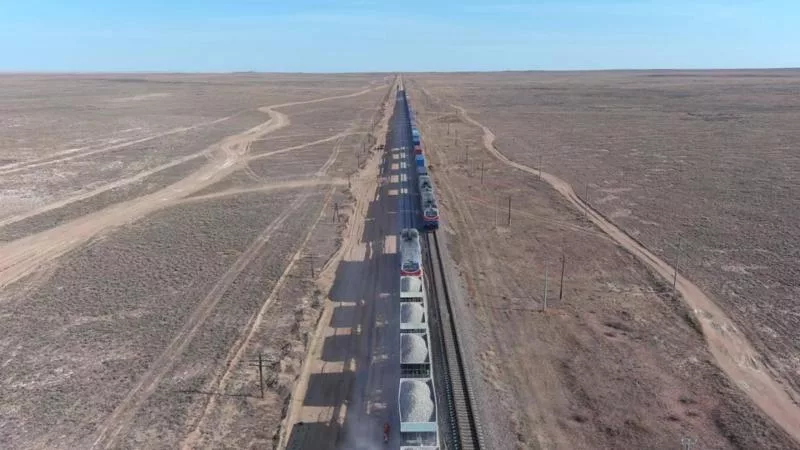 Китай, Казахстан и Россию соединит новая железная дорога и речной порт
