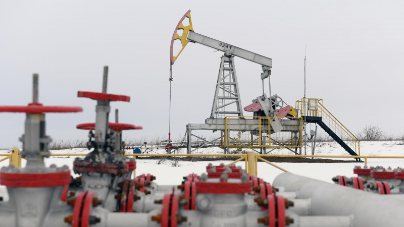 Мировые цены на нефть снизились